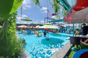 هتل Khách Sạn Vườn Cau & Khu Vui Chơi Giải Trí Sala