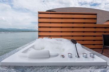 酒店 Leaf Lake Kan Resort