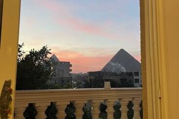 Hotel Pyramids Homeland