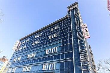 فندق على الطريق Gangneung Cats