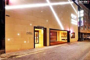 مُتل Jinju Hotel Seven