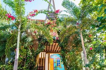 فندق فئة نجمة واحدة Villa Paihia