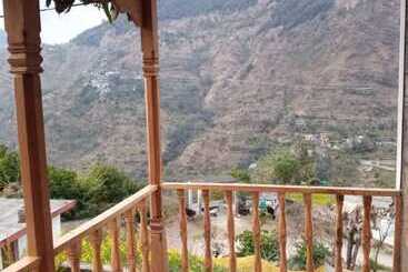 בית מלון כפרי Gorooomgo Himalayan Hills Homestay