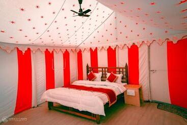 فندق Nagina Desert Camp