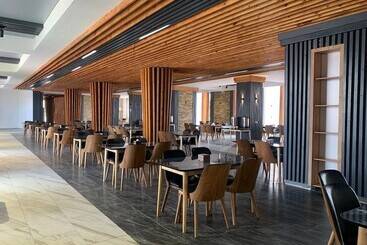 هتل Vzmorie Resort