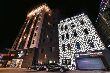 فندق على الطريق Yeosu Kboutique