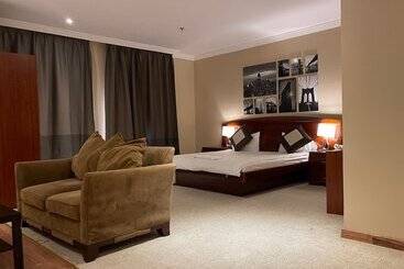 Wakra Inn Hotel Apartments