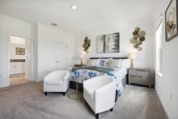 بيت ريفى 495 Strand Dr