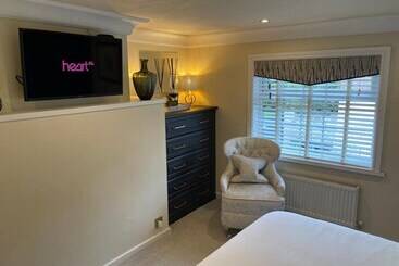Cosy Cottage    2 Bed High End Cottage In Bawtry
