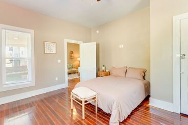 کلبه Fayetteville Home: 1 Mi To University Of Arkansas!