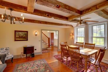 קוטג'' Historic New Lebanon Hideaway On 33 Private Acres!