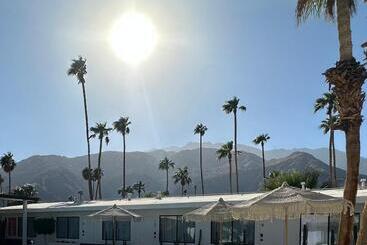 Jazz Hotel Palm Springs