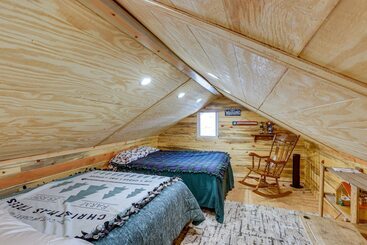 بيت ريفى Rustic Dolores Home W/ River Access: Hunt & Fish!