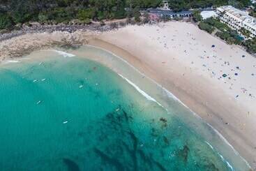 Апарт-отель 71 Hastings Street   Beachfront