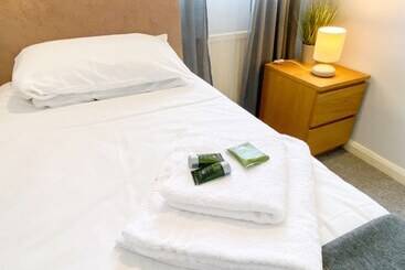 Bed and Breakfast Waterloo House