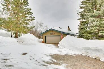 茅舍 Cozy Mountain Home On 10 Acres W/ Fire Pit + Games