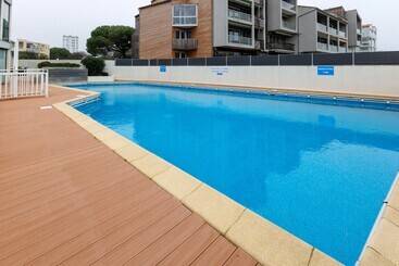 호텔 Logis Hôtel Le Rochelois