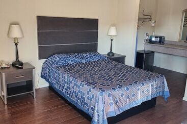 فندق Mayfair Inn