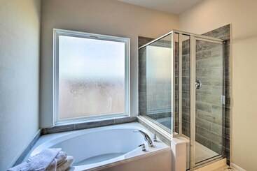 별장 Houston Home W/ Private Yard   16 Mi To Dtwn