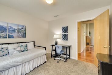 별장 Tasteful Tualatin Home: 40 Mi To Willamette Valley