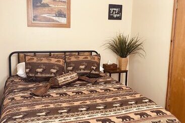 קוטג'' Woodwose Cabin Adventures Now