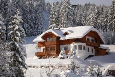 هتل Landhaus Birgbichler