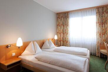 בית מלון כפרי Landzeit Restaurant Voralpenkreuz