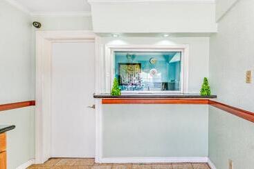 OYO Hotel Channelview I-10