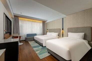 هتل Holiday Inn Express Lanzhou Zhengning Road By Ihg