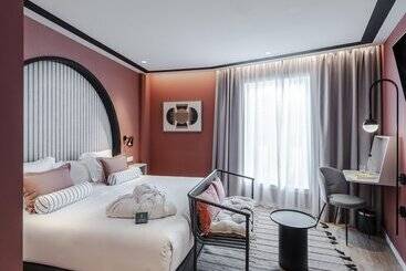 هتل Vincci Bonjardim