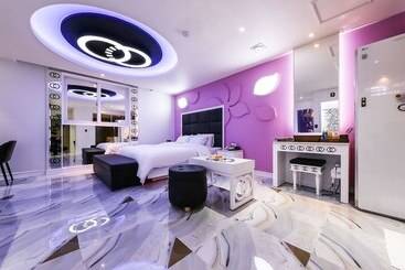 Jincheon Luxury Motel