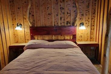 민박 Poas Volcano & La Paz Waterfall Cabins