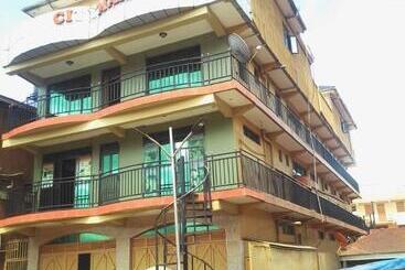City Max Hotel Kabaale