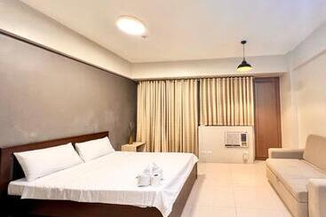 هتل آپارتمان Elegant Condo Hotel Across Naia Airport Terminal 3 Newport City