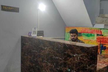 Отель Oyo 81334 Star Inn