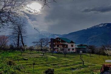 渡假胜地 Shivam Cottage Naggar, Manali