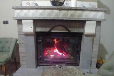 アパートホテル Sahin House