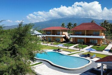 Bayview Beach Resort East Lombok