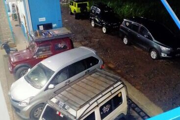 בית מלון כפרי Penginapan Banyu Biruku