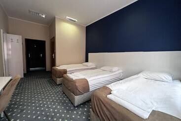 فندق Safir Babice