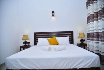 ホテル Thihawa Eco Huts Yala