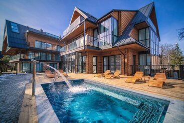 هتل آپارتمان Lipowy Dwór