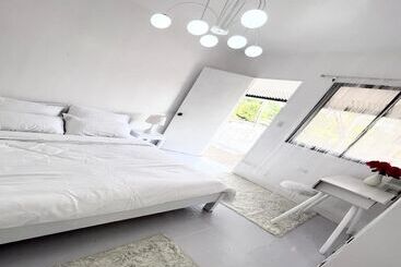 פנסיון Blanche Hotel By Oyo