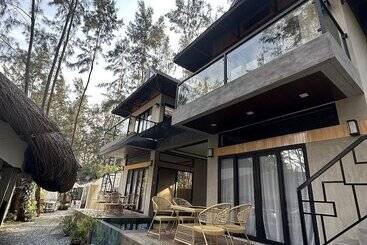 펜션 Liwa Liw Beach Villas & Dome Glamping