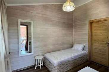 Alicra Hotel çıralı