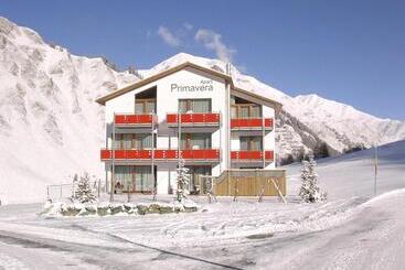 アパートホテル Apart Primavera