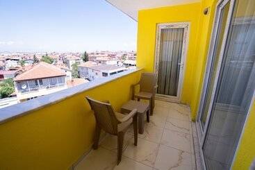 هتل آپارتمان Ayya Suite