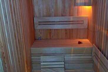 تختخواب و صبحانه Tuğra Butik Otel