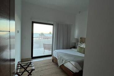 هتل Casa La Bastilla