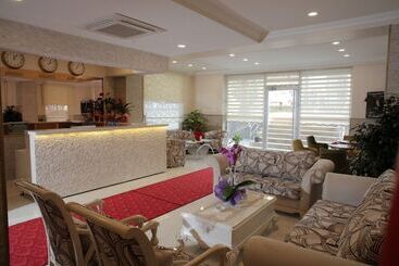 Отель Gönen Palmiye Butik Pansiyon